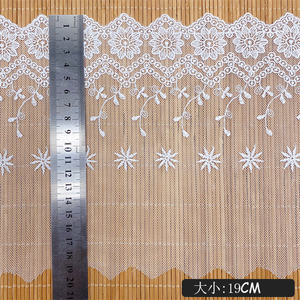 Vente en gros de bordure en dentelle en maille brodée en polyester à la mode Accessoires pour enfants pour la couture broderie en dentelle en organza - Product Image 1
