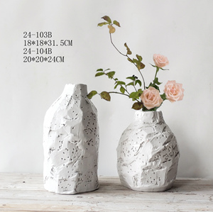 Nuovo lusso decorazione di nozze vaso di fiori in porcellana 2026 Hotel opaco ceramica matrimonio nordico classico vaso di <span class=keywords><strong>piante</strong></span> irregolari - Product Image 4
