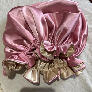 En stock <span class=keywords><strong>Bonnet</strong></span> <span class=keywords><strong>de</strong></span> luxe en <span class=keywords><strong>satin</strong></span> doux boucle réglable <span class=keywords><strong>bonnet</strong></span> <span class=keywords><strong>de</strong></span> <span class=keywords><strong>nuit</strong></span> en <span class=keywords><strong>soie</strong></span> <span class=keywords><strong>bonnet</strong></span> <span class=keywords><strong>de</strong></span> <span class=keywords><strong>nuit</strong></span> deux couches <span class=keywords><strong>bonnet</strong></span> <span class=keywords><strong>de</strong></span> cheveux LOGO personnalisé créateur pour femmes - Product Image 2