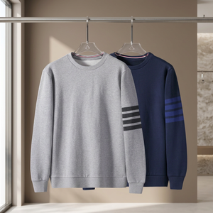 Sudadera de Algodón para Hombre, Cuello Redondo, Corte Holgado, Cuatro Rayas, Manga Larga, Ropa Deportiva para Otoño - Product Image 1