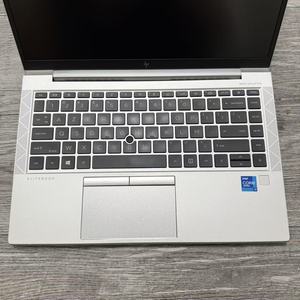 สำหรับแล็ปท็อปธุรกิจ EliteBook 840G8 ขนาด 14 นิ้ว Intel Core I7-11th Gen 10 คอร์ 400MHz แรม 8GB SSD 256GB มือสอง ระบบปฏิบัติการ Win10 แป้นพิมพ์ภาษาอังกฤษ - Product Image 2