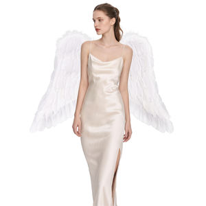 COSplay grandi <span class=keywords><strong>ali</strong></span> d'<span class=keywords><strong>angelo</strong></span> nero bianco <span class=keywords><strong>L</strong></span> dimensioni <span class=keywords><strong>ali</strong></span> <span class=keywords><strong>di</strong></span> piume naturali per feste Cosplay spettacoli teatrali <span class=keywords><strong>di</strong></span> Halloween - Product Image 1