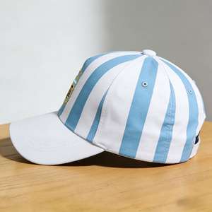 Gorra de Béisbol Deportiva Unisex de 6 Paneles, Personalizable con Logotipo Bordado, Diseño de Rayas Verticales Azul Claro, Transpirable, de Algodón - Product Image 4