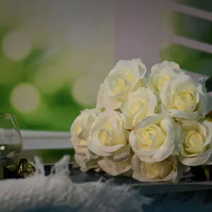 Flores a granel Artificial Real Touch Flor Rosas China Decoración del hogar Boda