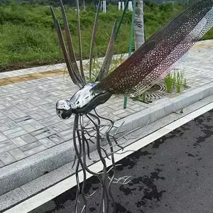 Máy bay tác phẩm nghệ thuật Thiết kế bức tượng thành phố Kim Loại hàng thủ công kim loại tác phẩm điêu khắc hình dạng động vật chuồn chuồn tác phẩm nghệ thuật bằng thép không gỉ tác phẩm điêu khắc