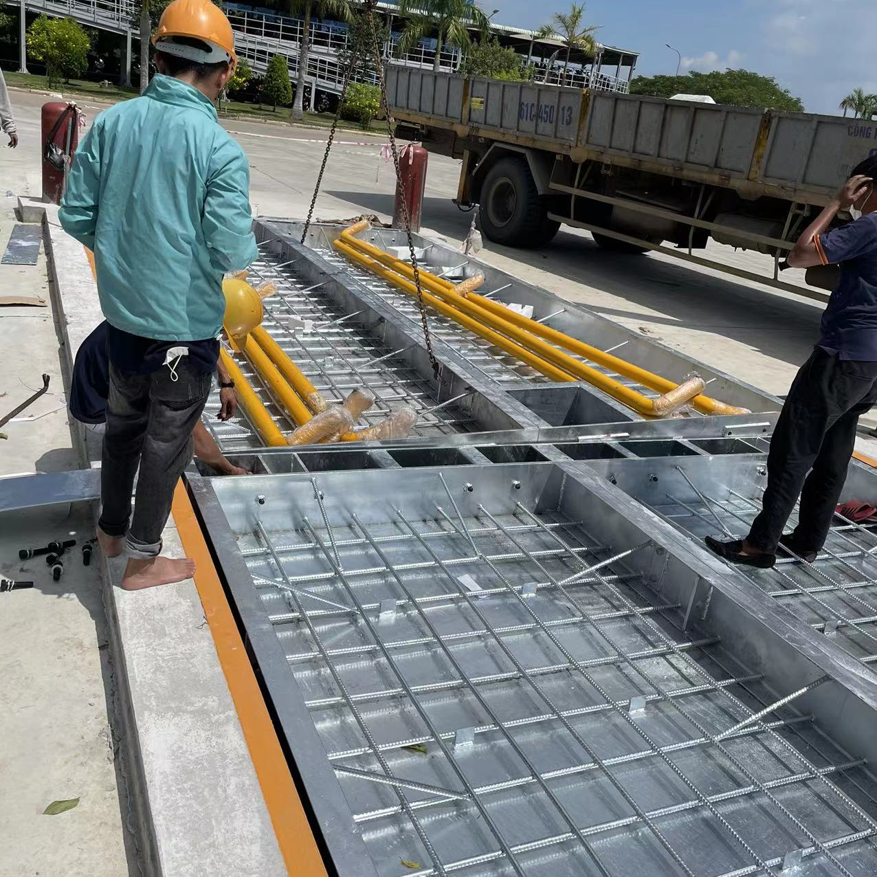 Оцинкованная Бетономешалка 80t 3x18m