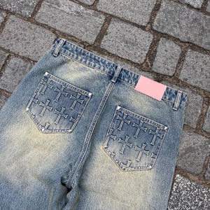 กางเกงยีนส์ทรงบอยเฟรนด์สไตล์วินเทจ ลวดลาย 3 มิติ กันลม ทรงหลวม เอวกลาง สีน้ำตาลอ่อน - Product Image 6