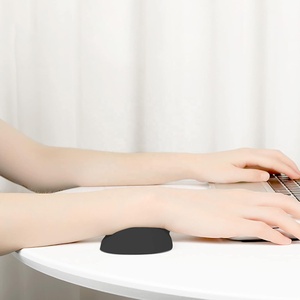 <span class=keywords><strong>Repose</strong></span>-poignets ergonomique en silicone noir et blanc pour <span class=keywords><strong>souris</strong></span> avec support pour la paume et la main – En stock - Product Image 6