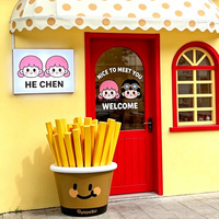 Sculpture de dessin animé en résine personnalisée en usine, statue moderne en fibre de verre de l'homme aux frites à vendre