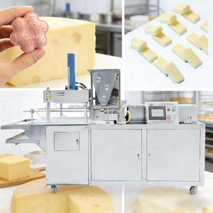 Machine de fabrication d'aliments pour animaux de compagnie, machine de pressage de cubes de <span class=keywords><strong>Maggi</strong></span> pour poissons, machine de pressage de cubes de friandises pour chiens et chats - Product Image 3