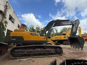 Excavadora Hidráulica Usada VOLVO EC300D de 30 Toneladas, Alta Calidad, Bajo Precio, Original de Suecia, Certificación EPA y CE, Máquina de Construcción Grande - Product Image 6