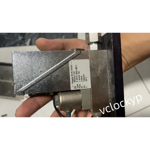 Controlador de Flujo Electrónico de Alta Tecnología BRONKHORST MFC 6415 F-201C-GAC-88-V Usado - Product Image 2