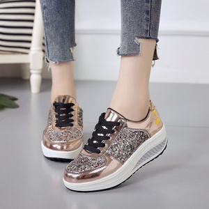Chaussures de sport décontractées pour femmes, style coréen, avec paillettes de diamants colorées effet miroir, tendance estivale, grandes tailles - Product Image 2