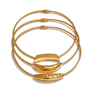 قلادة من jinyouk وصلت حديثًا قلادة خفيفة من الفولاذ المقاوم للصدأ مقاومة للماء قلادة معدنية شخصية مطلية بمادة PVD عيار 18 - Product Image 1