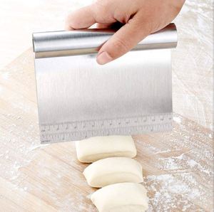 Coupe-pâte et racloir de cuisine personnalisés en acier inoxydable avec mesure intégrée - Product Image 3