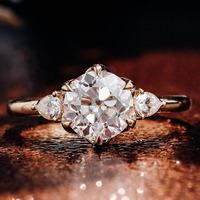 Bague de fiançailles/mariage pour femme en argent sterling 925 plaqué or 18 carats, avec moissanite ovale/rond 2 carats VVS, très demandée