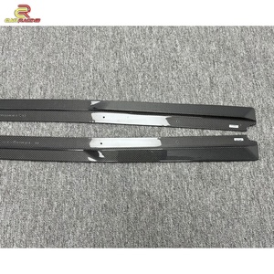 สเกิร์ตข้างคาร์บอนไฟเบอร์สำหรับ Audi R8 V10 ปี 2016-2018 ชุดแต่งสเกิร์ตข้างคาร์บอนแบบขยายสำหรับรถยนต์ - Product Image 5