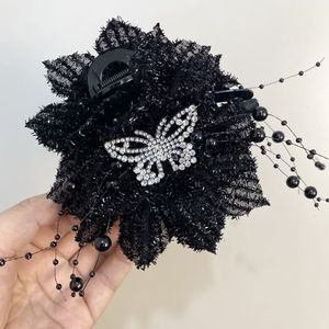 Pince à cheveux 13 cm pour <span class=keywords><strong>femme</strong></span>, style vintage, en tissu à paillettes rouge et <span class=keywords><strong>noir</strong></span>, avec fleur, strass en cristal, papillon, fleur, perle et pompon - Product Image 5