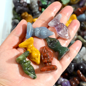 Vente en gros de sculptures en cristal naturel, couleur aléatoire, mini-sculptures en quartz - Product Image 3
