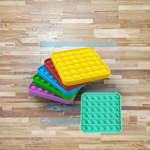 Silicona Popet Fidget Toy Kids Sensory Pop Unicorn Astronaut Polygon Colorful Rainbow Relief para 5 a 7 años - Product Image 3