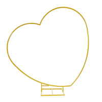 Nouvelles décorations de mariage très demandées : Arche créative en forme de cœur de 2 m de haut et de large pour toile de fond de scène extérieure et demande en mariage