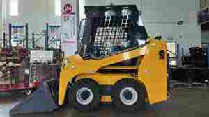 Maquinaria Usada, Minicargadora <span class=keywords><strong>Bobcat</strong></span> S160 Usada en Buenas Condiciones y Precio de Venta - Product Image 6