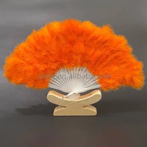 Blanco Amarillo Naranja Rosa Azul Rojo Pluma <span class=keywords><strong>Abanicos</strong></span> <span class=keywords><strong>de</strong></span> mano <span class=keywords><strong>para</strong></span> boda <span class=keywords><strong>Despedida</strong></span> <span class=keywords><strong>de</strong></span> <span class=keywords><strong>soltera</strong></span> Decoraciones <span class=keywords><strong>de</strong></span> fiesta <span class=keywords><strong>de</strong></span> día <span class=keywords><strong>de</strong></span> rey - Product Image 5