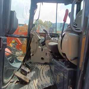 Bonne performance 5.5 tonnes petite pelle d'occasion Hitachi pelleteuse zx55 à bas prix autres tailles Hitachi pelleteuses d'occasion zx55 60 - Product Image 4