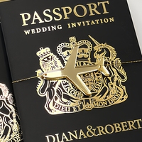 Maßgefertigte Goldfolie Reisepass Hochzeitseinladung Bordkarte RSVP-Karten-Set Reise-Thema Event-Einladung