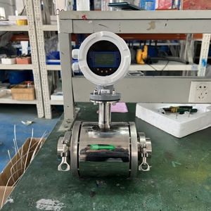 Smart Digital 0.2%R Magnetic <b>Flow</b> <b>Meter</b> RS485 Milk Beer Molasses Accurately Measure Sanitary Electromagnetic Flowmeter - Product Image 5