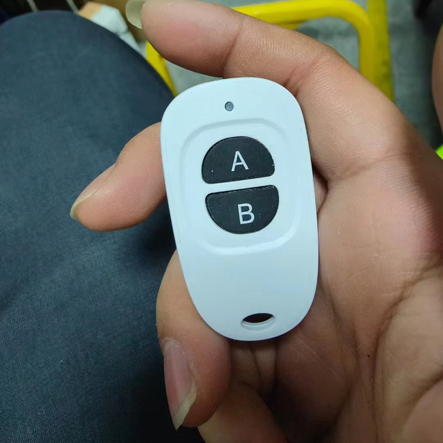433MHz Auto Garage Gate Opener Remote Control 4-Channel RF Duplicator with Cloning Code Plastic Car Key
