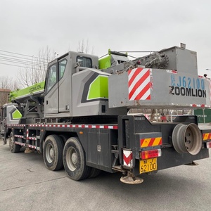 Grue sur camion Zoomlion d'occasion 90 tonnes avec flèche hydraulique pour projets de construction - Product Image 1