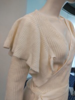 Pull-over en tricot plat tendance pour femme, col en V, volants sur le devant, logo, polyester/coton, toutes saisons