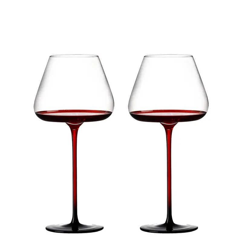 結婚式の使用ユニークなガラス製品手吹き赤ワイングラス波形ボトムクリスタルブラックステムレッドブルゴーニュワイングラスゴブレット