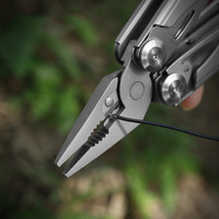 Pince multifonction 18-en-1 en acier inoxydable avec couteau de poche professionnel à verrouillage automatique pour la survie, le camping et la randonnée