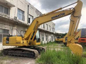 Excavatrice sur chenilles hydraulique Komatsu PC220 d'occasion, grande pelleuse de 22 tonnes, modèle Komatsu PC220-7 à vendre - Product Image 2