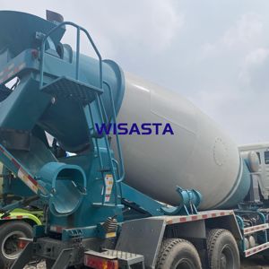 Mezclador de <span class=keywords><strong>hormigón</strong></span> montado en camión Howo de 9 10 12 metros cúbicos de mayor calidad con máquina de camión <span class=keywords><strong>Precio</strong></span> más barato a la venta - Product Image 6