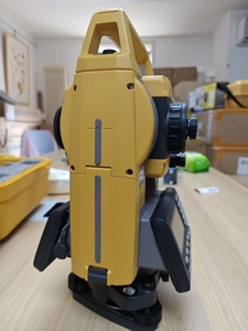 Estación Total Robótica Topcon GM101 Original Fabricada en Japón con Sensor Automático y Alcance de Prisma Único de 5000m para Topografía GM101 T - Product Image 1