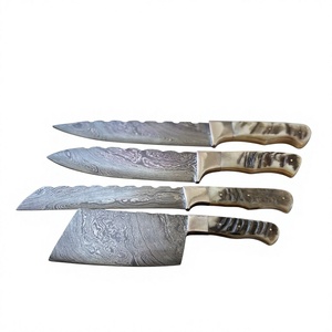 Ensemble de couteaux de cuisine en acier Damas torsadé, 4 pièces, haute qualité, dureté 59-60HRC, épaisseur de lame 3,00 mm, bord brut, manche en corne de mouton - Product Image 1