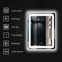Miroir rectangulaire intelligent moderne de haute qualité à prix abordable avec éclairage LED et fonction anti-buée pour salle de bain et lavabo