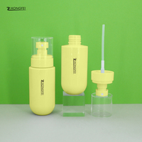Bouteilles de pompe de pulvérisation de brouillard fin en forme de capsule cosmétique écologique pour animaux de compagnie de 120ml