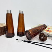 Nouveau diffuseur d'aromathérapie en verre brun conique de 200 ml, sans flamme, avec rotin, ornement d'ambiance, vente en gros du fabricant