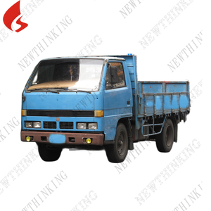 Piezas de carrocería de camión japonés para vehículo de fábrica DanYang, pieza de camión cromada para Isuzu <span class=keywords><strong>Deca</strong></span> serie 360, rejilla negra en cromo - Product Image 4