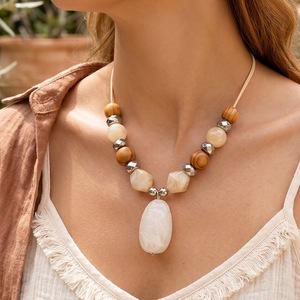 Boho Leather Cord Necklace Wooden Bead Mixed Colors Agate Pendant Women Casual Vintage Neck Ornament - Product Image 3