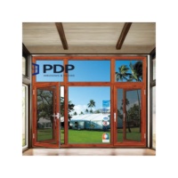 Ventana de Madera Revestida de Aluminio PDP con Diseño de Persiana Magnética y Sistema de Malla Integrado para Uso en Villas y Hoteles