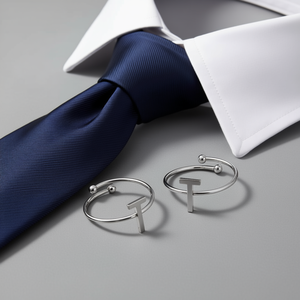 Anello a T in Acciaio Inossidabile, Gioiello di Moda con Lettera T - Product Image 3