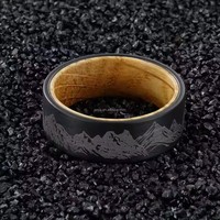 POYA 8mm Noir Plat Forêt Montagne Tungstène Hommes Anneau Whisky Baril Bois Incrustation Alliance Classique Cadeau De Fiançailles pour Hommes