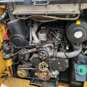 รถตักล้อยาง CAT 246C มือสอง พร้อมอุปกรณ์ขุดดินทั้งสองด้าน เหมาะสำหรับงานก่อสร้าง รถตักล้อยางแบบสกิดสเตียร์ - Product Image 6