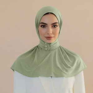Hijab instantané Amira à boutons, en jersey premium, avec attache arrière et design boutonné, pour musulmanes - Meilleures ventes - Product Image 4