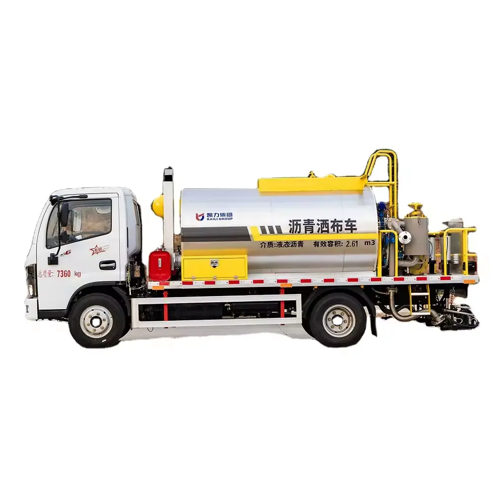 Road Paving Machinery Bitumen Truck Road Maintenance Sprayer Asphalt Spraying Bitumen Distributor Truck